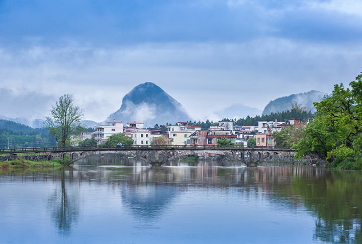6.东陂河（西岸镇段）管护成效.jpg